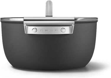 Електричний чайник Smeg KLF05CREU, 0.8 л, чорний: нержавійна сталь, захист від перегріву, індикатор рівня води, протиковзне дно, котушка для кабелю, 1400W