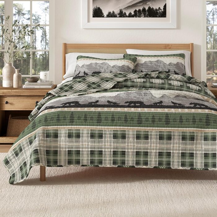 Плед Great Bay Home Lodge Stonehurst Collection (Full/Queen) з 2 наволочками. 3-частинний комплект постільної білизни, перевертається, підходить для всіх сезонів. Стильний дизайн Forest Patchwork (червоний/чорний)