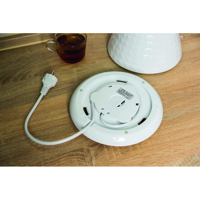 Eldom VENO Retro Electric Kettle - 1.5L Capacity, 3000W, Vintage Design with Grid Pattern, Quick Boil, Removable Scale Filter - White Deluxe