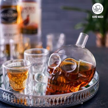 Oak & Steel - Whiskey Carafe Gift Set for Men - Skull Decanter (700ml) with 6 Shot Glasses (75ml) - Valentine's Day, Father's Day, Birthday, Christmas