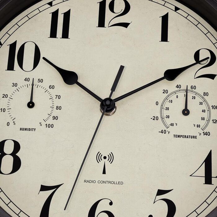 Foxtop Funk Wall Clock, Indoor Outdoor Weatherproof Wall Clock with Temperature Display and Hygrometer, No Ticking Sounds Silent Retro Clock for Terrace Bathroom Kitchen Living Room Home Decor (Bronze, 30cm)