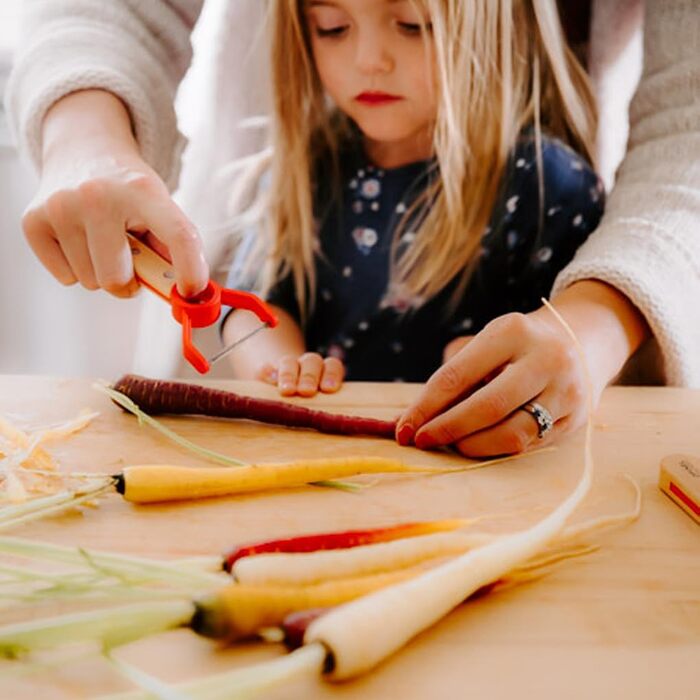 Ніж Opinel Le Petit Chef для дітей, овочечистка, нержавіюча сталь, бук, червоний