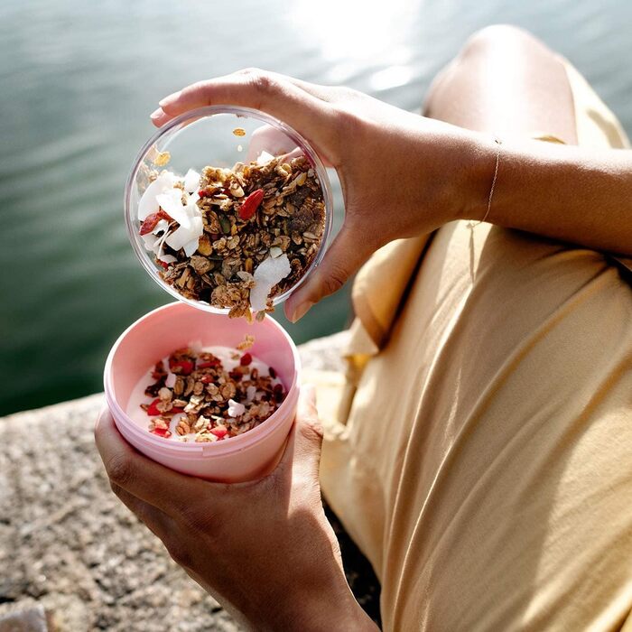 Mepal | Lunchpot Ellipse Mixed Mini | Vivid Lilac + Nordic Black | To-go muesli cup | Partition for yogurt & muesli | 300 ml + 120 ml | Suitable for freezer, microwave & dishwasher