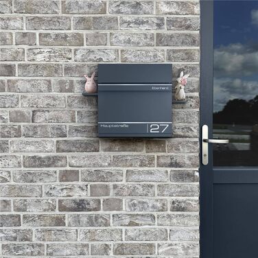 Поштова скринька Metzler Hermann Anthrazit RAL 7016 з газетницею та номерним знаком – персоналізована лазерним гравіюванням. Сучасна водонепроникна та антикорозійна поштова скринька