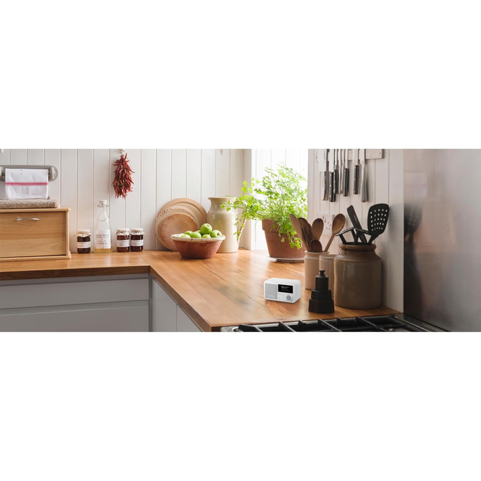 MEDION S66822 Портативне міні-радіо DAB+ з Bluetooth, акумулятор до 6,5 годин, дисплей, телескопічна антена, таймер сну, будильник, AUX, USB-C, зелений