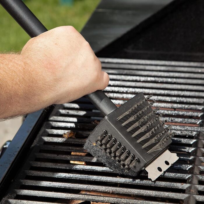 Cuisinart CCB-100 Grill Cleaning Brush with 3 Bristles (4-in-1 Grill Cleaning Brush with Stainless Steel Wire Bristles)