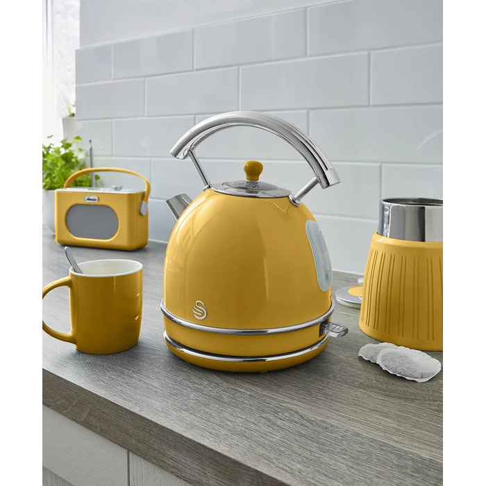 Електричний чайник Swan Retro SK14630YELN, 1.8 л, жовтий, з автовимкненням, бездротовий, з нержавіючої сталі, 3000 Вт