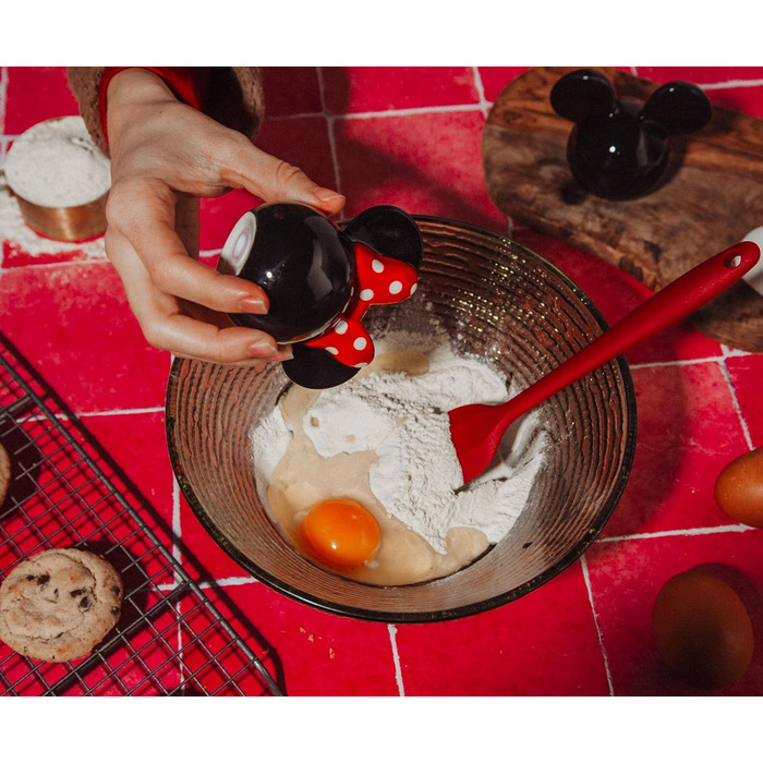 Disney Mickey and Minnie Mouse Ceramic Salt and Pepper Shakers, 2-Piece Set | Spice Dispenser Storage Jars