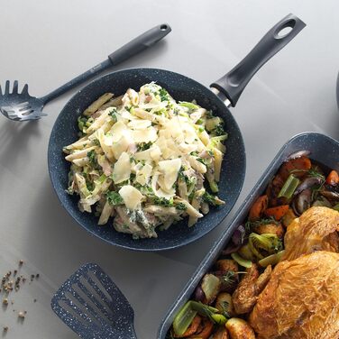 Сковорода Russell Hobbs RH00840EU7 з антипригарним покриттям 20 см, алюміній, індукційна, легке миття, для омлетів, з бакелітовою ручкою, для приготування з меншою кількістю олії, Nightfall Stone