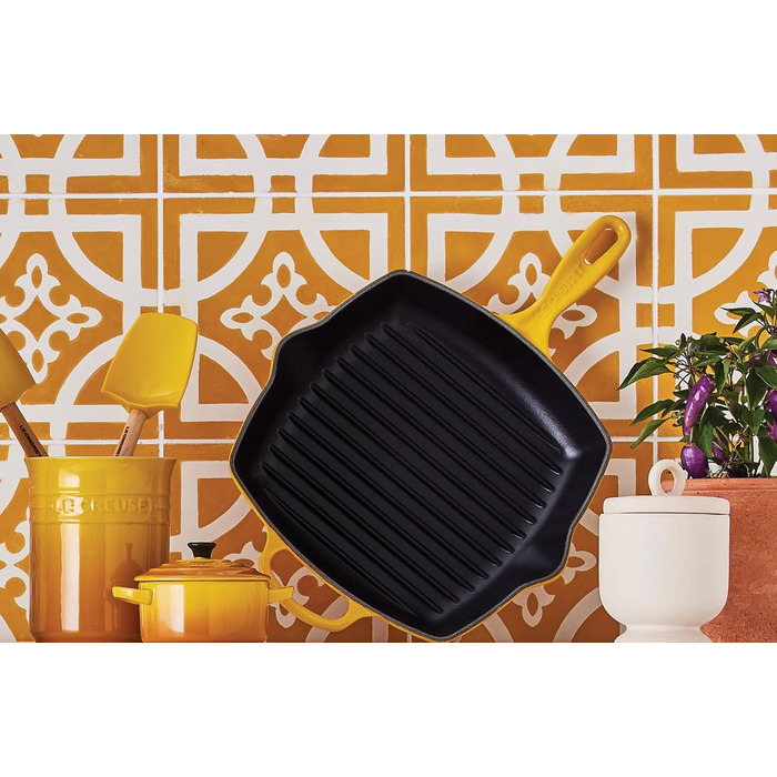 Чавунна гриль-сковорода Le Creuset Signature, квадратна, 26 см, для всіх типів плит, індукція, колір Nectar, 2,86 кг