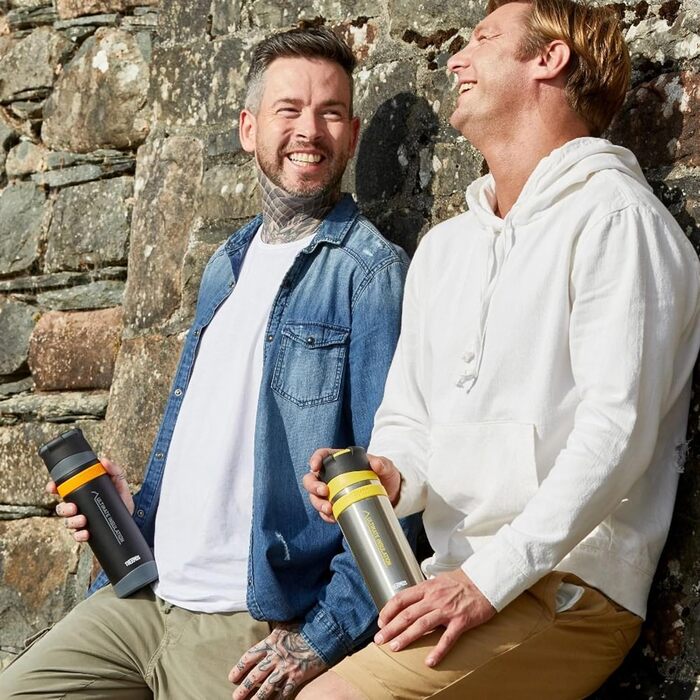 Термос Ultimate Flask 900 мл, матовий чорний, з нержавіючої сталі, для гарячих та холодних напоїв. Зберігає тепло та холод, має витікання.