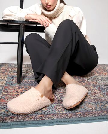 Тапочки жіночі Perletti Winter з штучного хутра, теплі, з антиковзкою підошвою, розмір 40 EU, білі