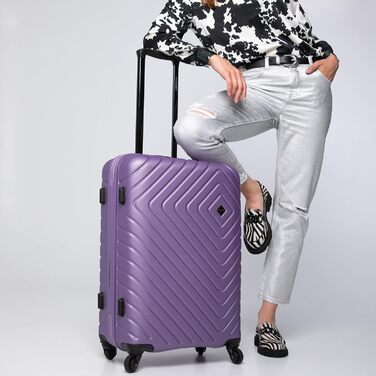 Набір валіз WITTCHEN Cube Line (S+M+L) з ABS, геометричним тисненням, 4 колесами, телескопічним ручками та комбінаційним замком. Ліловий колір.