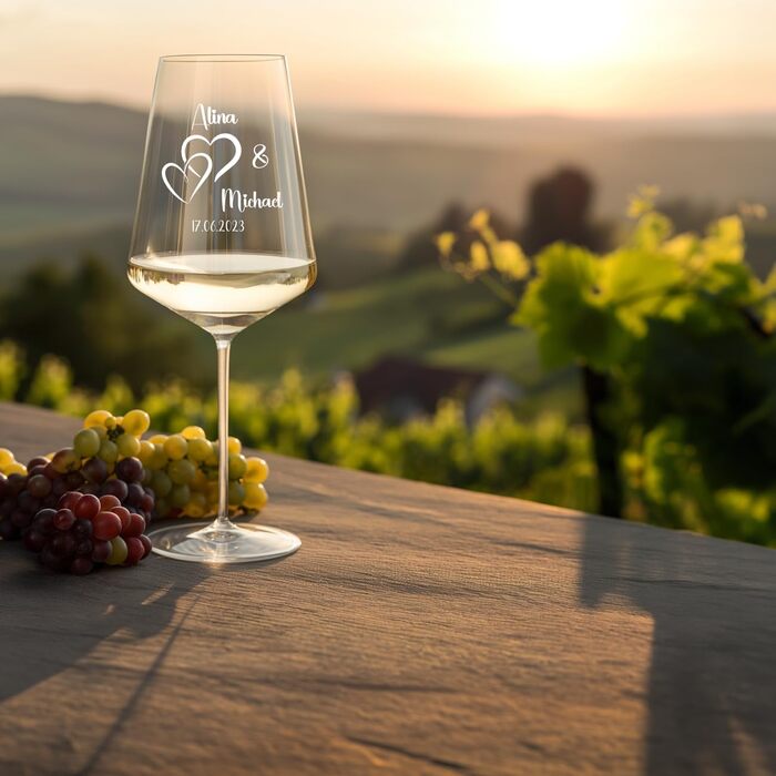 Leonardo Wine Glasses with Engraving 2-Piece Set for Him & Her. Only Love Matters. Personalized with Name & Date. Heart-Shaped Glass Leonardo Puccini, 560ml