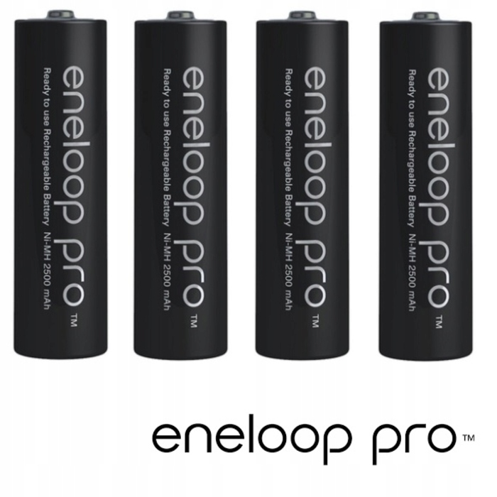 Зарядний пристрій для акумуляторів AA/AAA + 4 акумулятори Eneloop Pro 2500