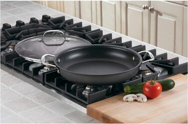Cuisinart Chef's Classic Crepe Pan, 25.4 cm, Hard-Anodized, Black, 623-24 (Pan for everyday use)