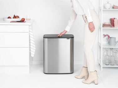 Відро для сміття Brabantia біле, 60 літрів, нержавіюча сталь з покриттям проти відбитків пальців
