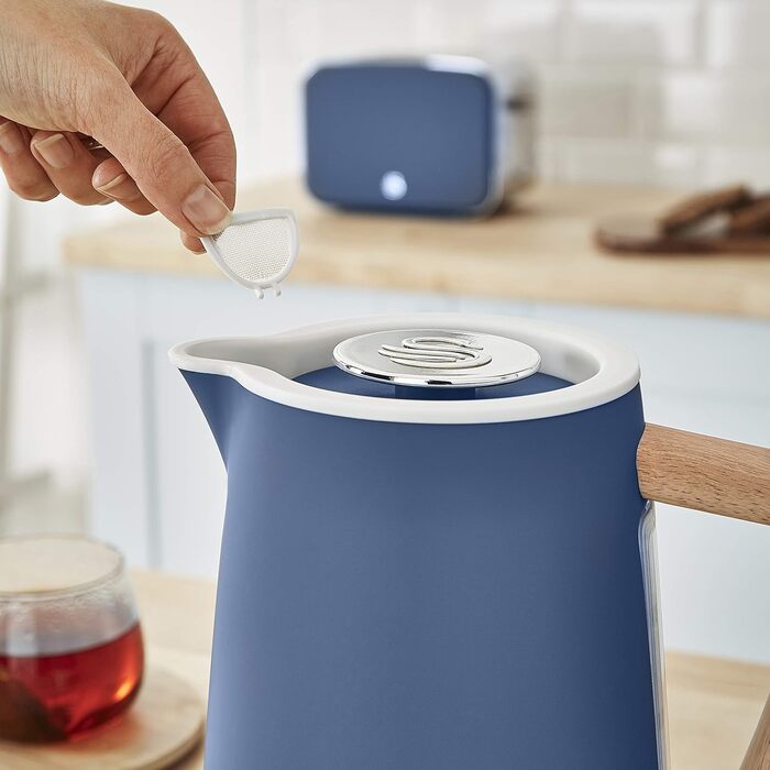 Набір для сніданку Swan Nordic: чайник 1,7 л, тостер на 2 тости, 2200 Вт, блакитний, з дизайном під дерево