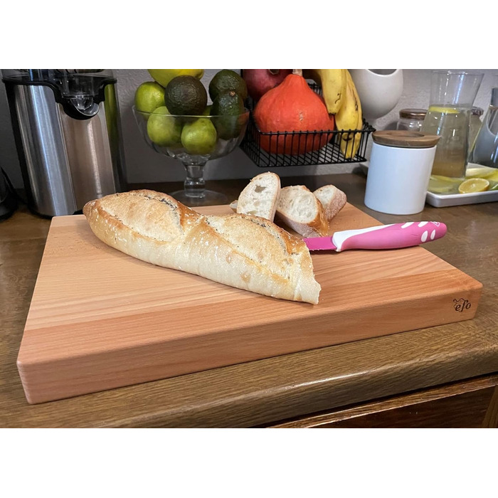 EFO Solid Cutting Board - Solid Chopping Block - Robust Cutting Block - Meat Cutting Board - Bread Board - Large Wooden Kitchen Board - XXL Chopping Block - Made of Beechwood (40x30x4cm)