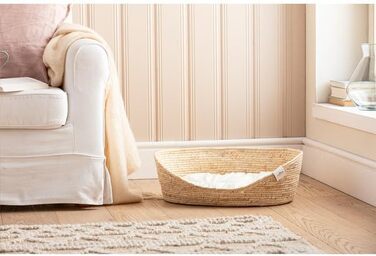 Кругле ліжко Dehner Premium Lovely для котів та собак, 58 x 48 x 18 см, наповнювач з натуральних матеріалів та плюшу, білий/бежевий колір