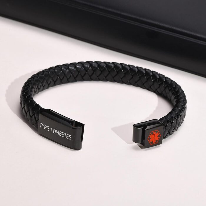 Чоловічий браслет-ідентифікатор з гравіюванням PJ JEWELLERY з натуральної шкіри. Медичний браслет на магнітній застібці з нержавіючої сталі. Чорний колір. Для діабету 2 типу.