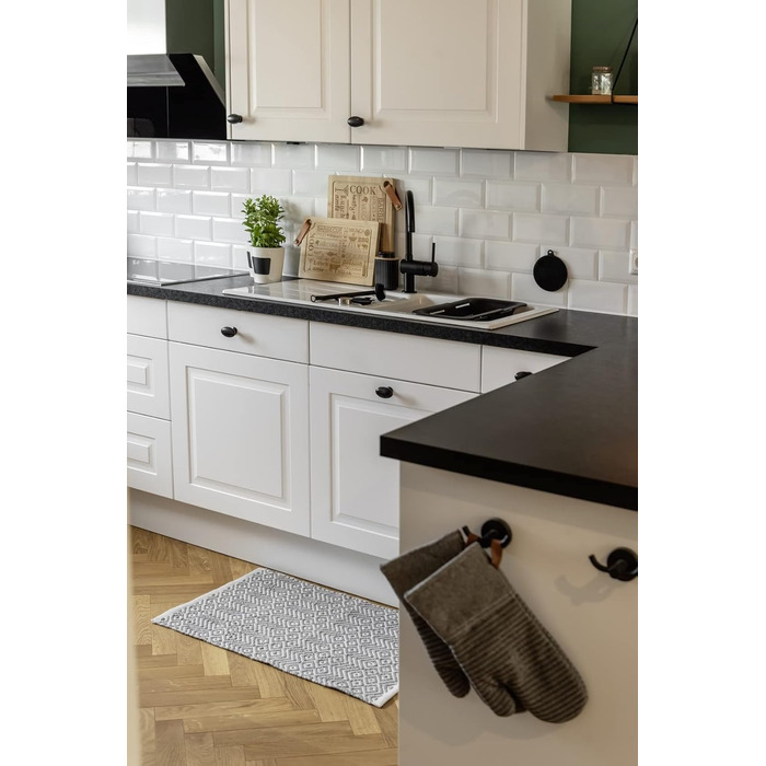 Дозатор для мила WENKO Rotello, 250 мл, з бамбуковими деталями, для мила та засобів для миття посуду, чорний/натуральний