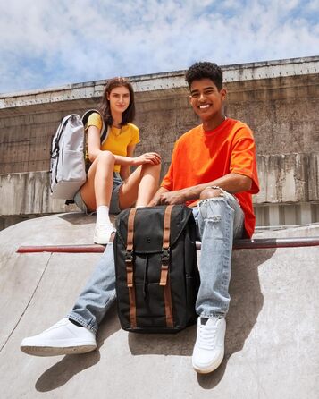 tomtoc Laptop Backpack for Women and Men, Vintage Daypack Daypack Casual Backpack with 22 Liters for Everyday Use, Leisure, University, School, Classic Backpacks Fits 13-15.6 Inch Laptops, Black (Gray)