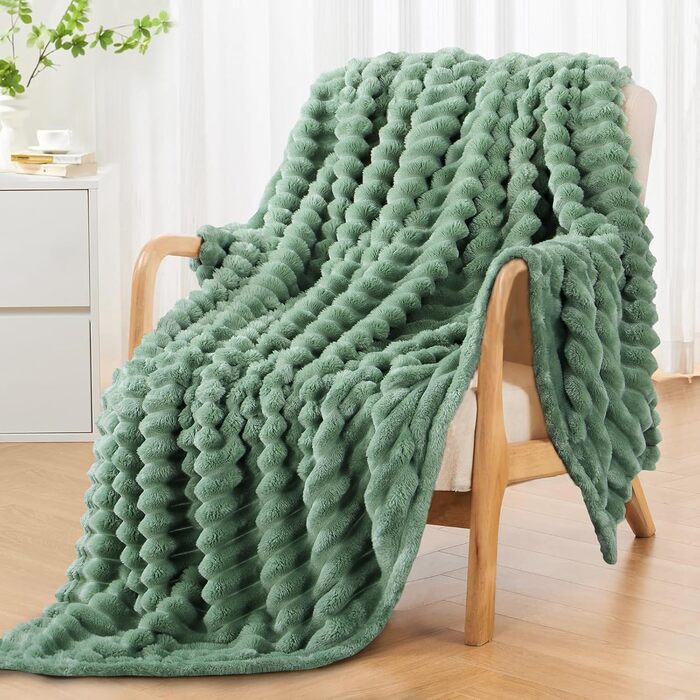 Плед RUIKASI 150x200 см, м'який флісовий плед, зелений колір для вітальні, дивана, декору та відпочинку