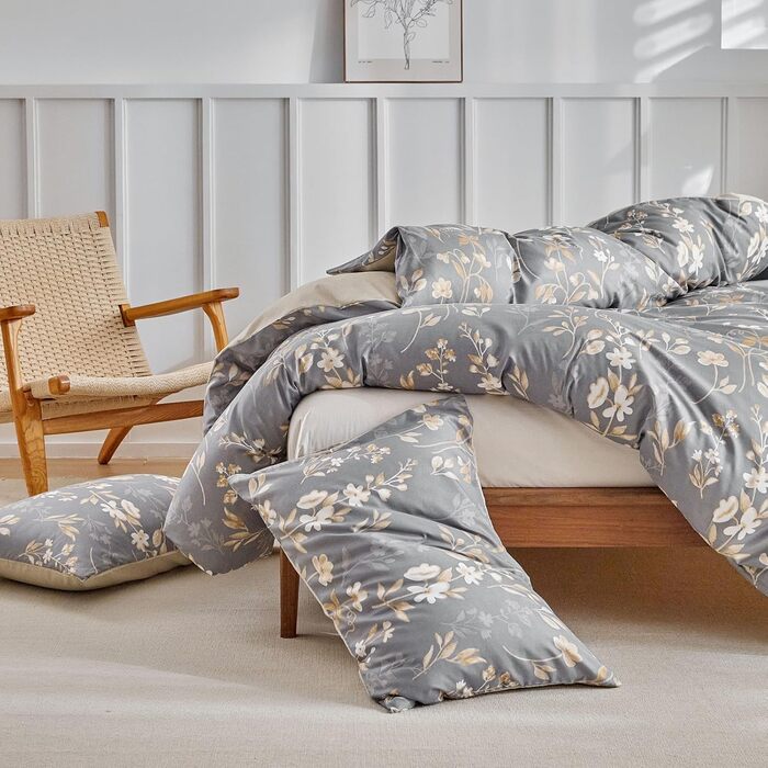 Комплект постільної білизни Tokokimo 220x240 3шт - комплект з 2 наволочками 80x80 см, з блискавкою, квітка, мікрофібра, для двоспального ліжка, сіро-коричневий