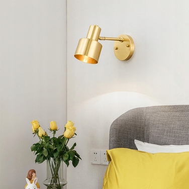 Елегантний настінний світильник: романтична підлогова та східова лампа