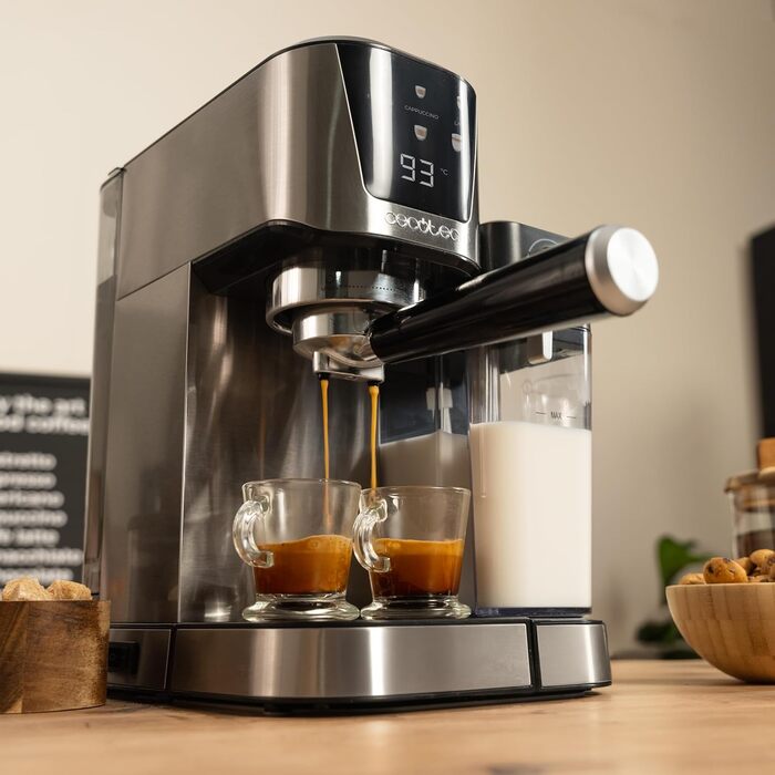 Кавомашина Cecotec Power Espresso 20 Cream: 20 Bar, Thermoblock, для еспресо, капучино, лате, з молочним контейнером 700мл