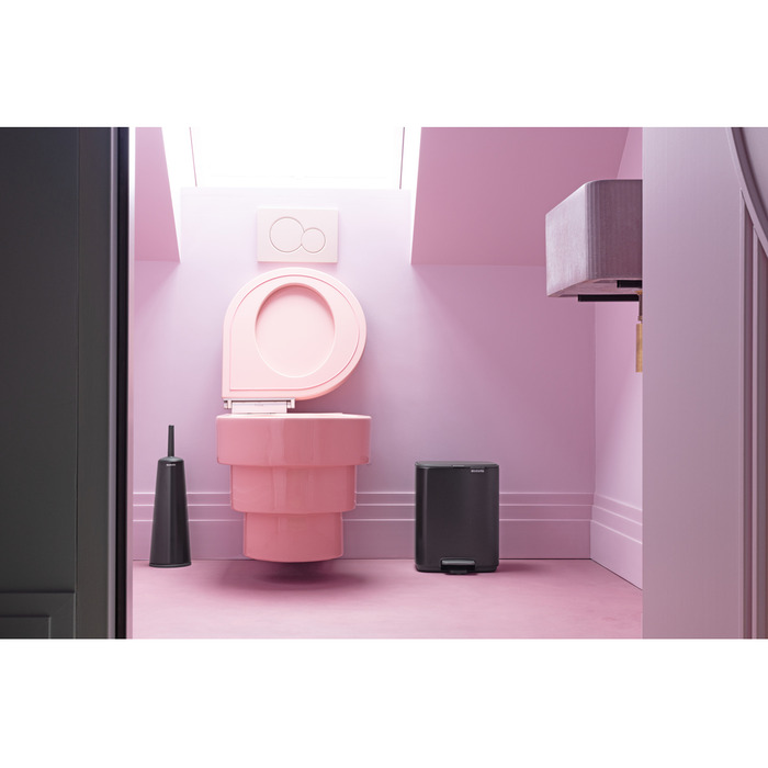 Сміттєвий кошик з педаллю BRABANTIA Bo, 7 л, матовий чорний