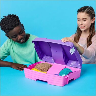 Kinetic Sand Mermaid Suitcase - with 1 kg of original kinetic sand from Sweden in 3 colors, 6 molds, 1 shovel for creative indoor sand play, for children ages 3 and up.