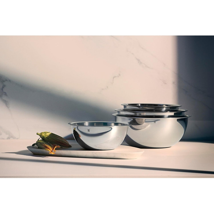 WMF Gourmet Bowl Set, 4-Piece, Stainless Steel Bowls for the Kitchen 1.0L - 3.5L, Mixing Bowls, Salad Bowls, Serving Bowls, Cromargan, Nesting