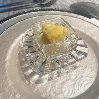 Frcctre 2 Pack Glass Butter Dish, Small Glass Butter Holder with Dome Lid and Handle, Clear Butter Serving Dish, Decorative Crystal Mini Butter Container, Butter Cloche