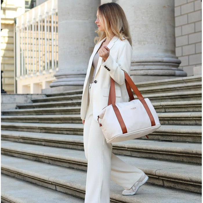 Набір валіз FERGÉ Milano 5-ти частинний: 3 розміри + сумка + органайзер для косметики - комплект для подорожей, 4 колеса, бежевий (2 шт.)