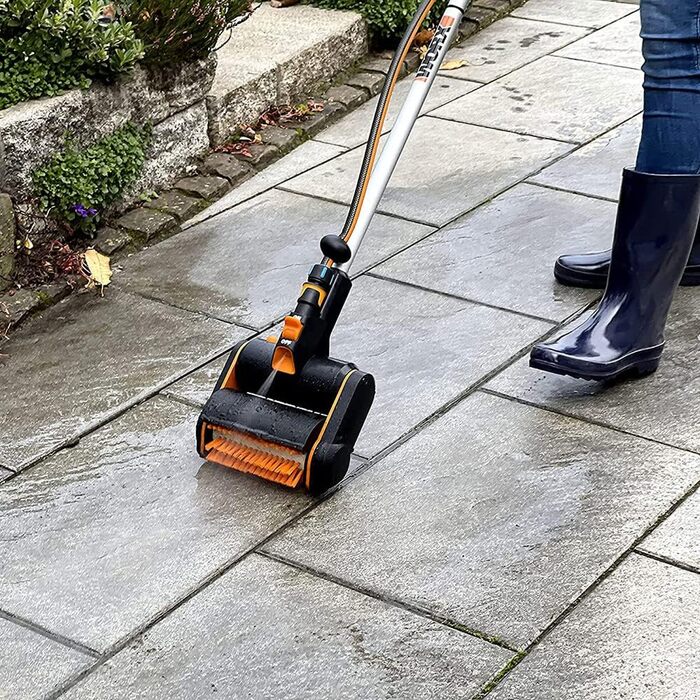 WORX WG441E.9 20V Cordless Multi-Brush - multifunctional surface brush for cleaning stone & wood surfaces & weed removal - integrated water connection - PowerShare compatible - without battery & charger (stiff brush for stone/concrete surfaces)