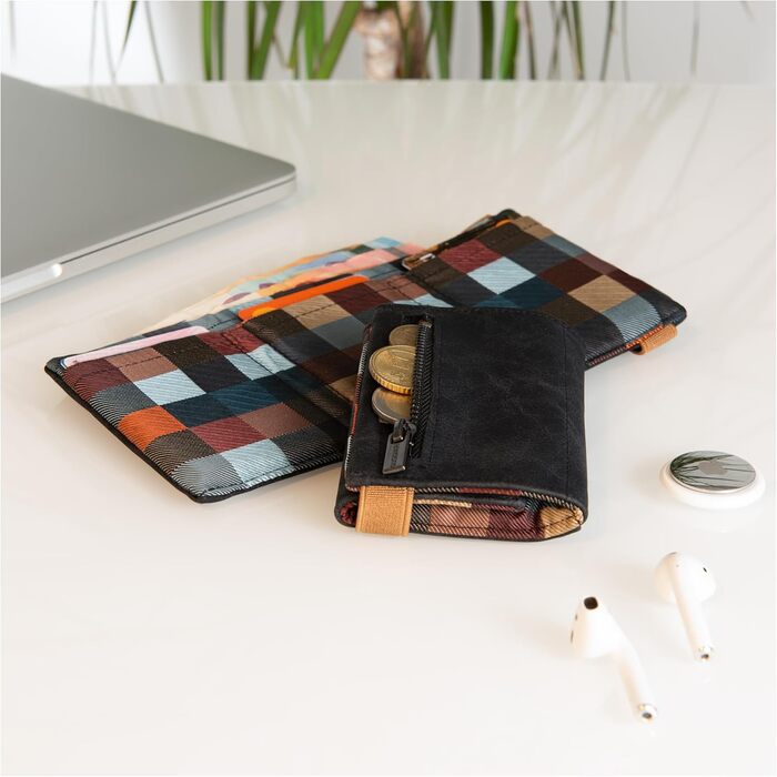GUGGIARI® Slim Wallet with Coin Pocket made of Microfiber Jacquard with RFID Protection - Slim Wallet for Credit Cards - Credit Card Holder - Wallet for On the Go
