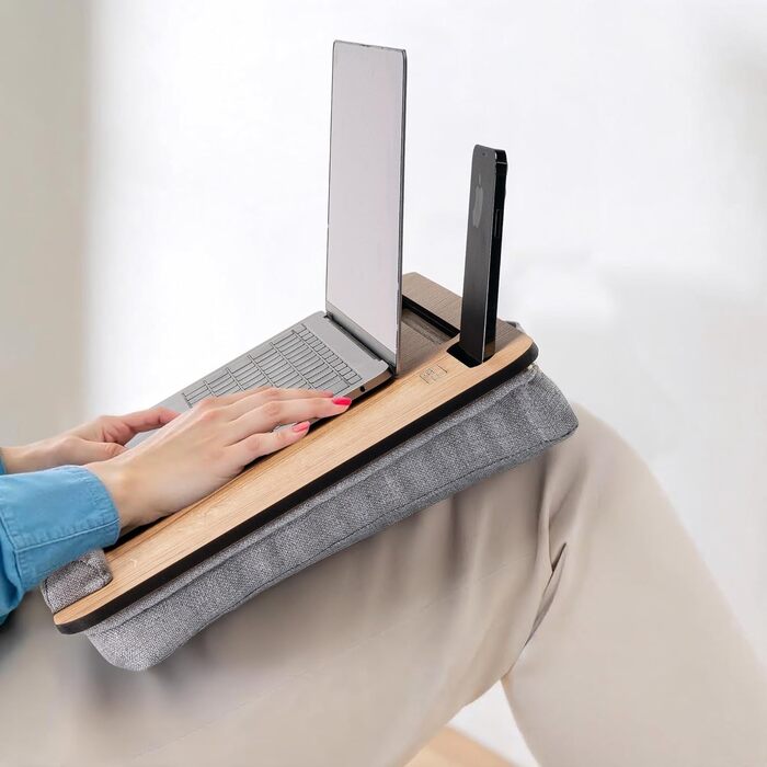 Підставка для ноутбука Vigo Wood з подушкою, портативна, дерев'яна, для дому та офісу, з м'якою підкладкою для зап'ястя, сумісна з ноутбуками та планшетами (волоський горіх, дуб & сірий)