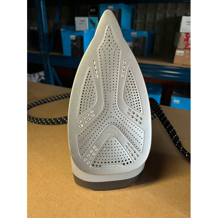 Парова станція Rowenta Compact Steam Pro DG7644, 2200 Вт, 1,1 л, НОВА