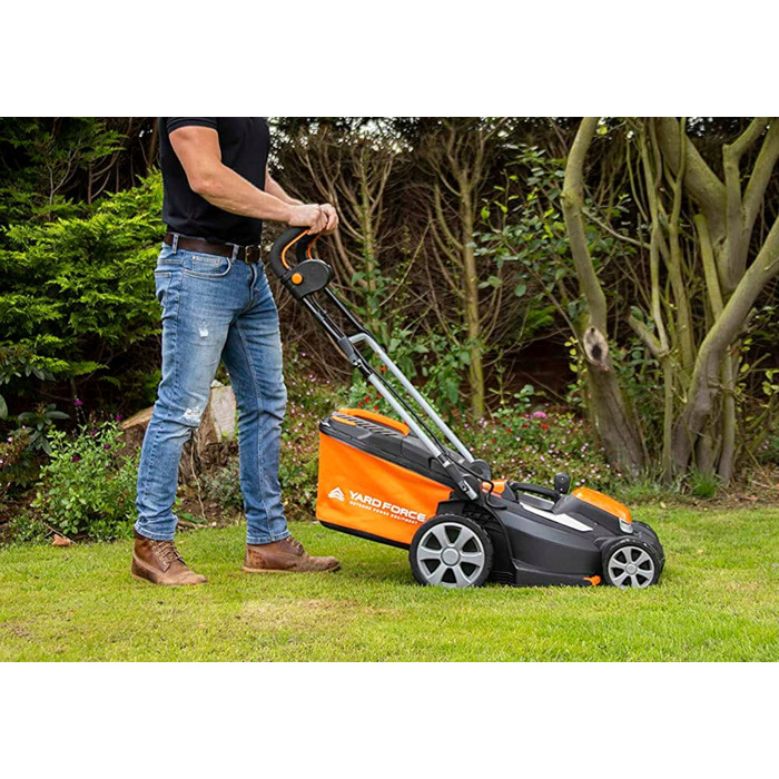 Акумуляторна газонокосарка Yard Force LMC40A 2x20V