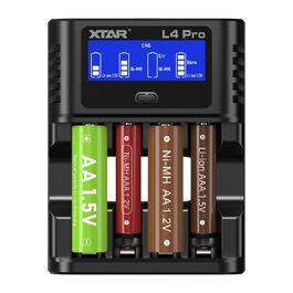 Зарядний пристрій XTAR L4 Pro для AA/AAA акумуляторів Ni-MH та Li-ion - швидка зарядка, захист від перезаряду