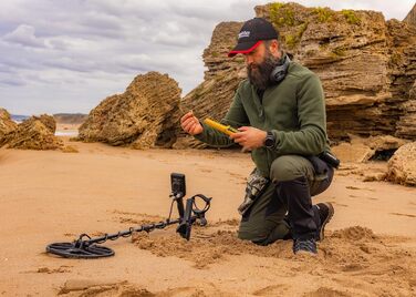 Металевий детектор Nokta Simplex Ultra з карбоновим штативом, пошуковою котушкою 27,9 см та Accupoint Pinpointer, чорний