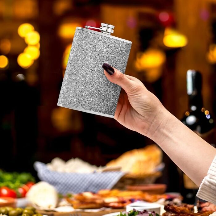 Сталевий флакон 304, 240мл з воронкою - витокозахисний, стильний, портативний набір флаконів для чоловіків та жінок. Сталева фляга для віскі (сріблястий)