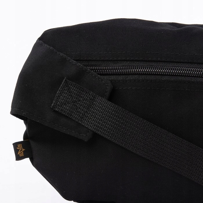 Сумка-месенджер Alpha Industries (нерка) через плече, чорна